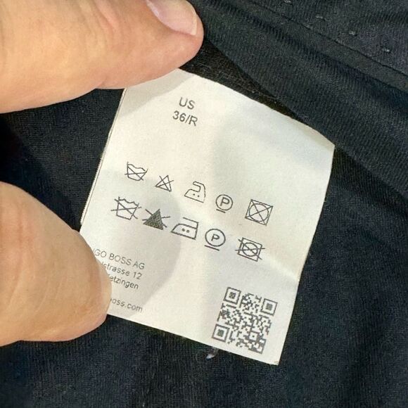 Hugo Boss Gray Windowpane Flat Front Dress Pants. Size 34. - Picture 7 of 11